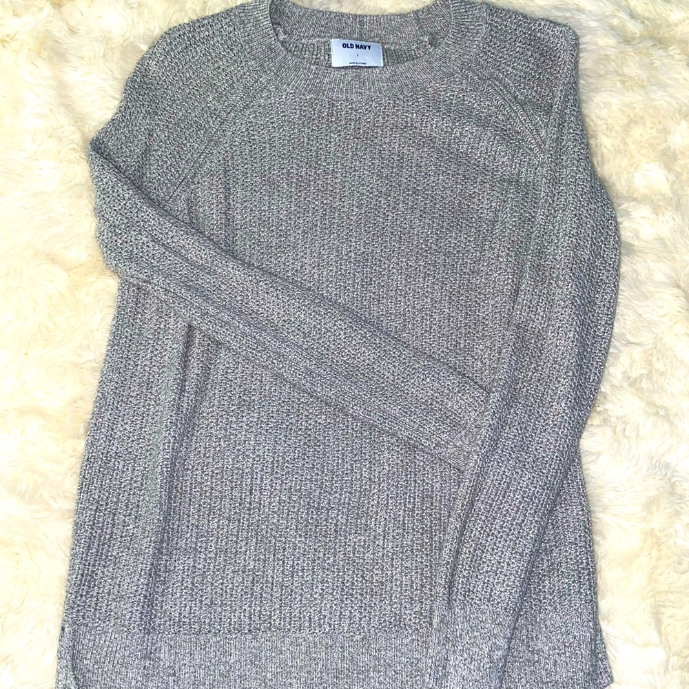 Old Navy Sweater 🐰